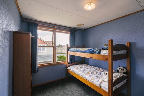 Photo of property in 24 Thames Street, Roslyn, Palmerston North, 4414