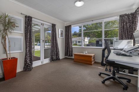Photo of property in 89 Waddington Drive, Naenae, Lower Hutt, 5011