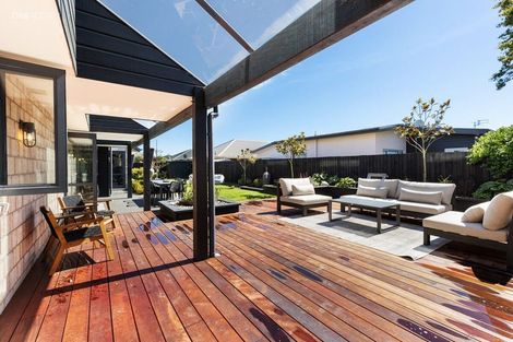 Photo of property in 8 Cunneen Place, Aidanfield, Christchurch, 8025