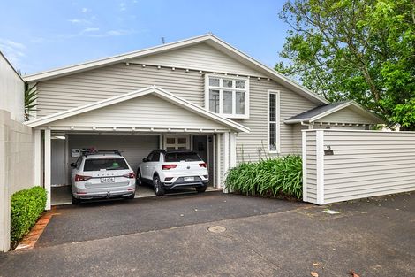 Photo of property in 15 Holsworthy Road, Lower Vogeltown, New Plymouth, 4310