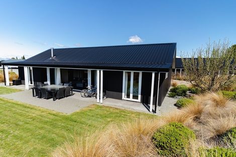 Photo of property in 26 Rhoboro Road, Twizel, 7901