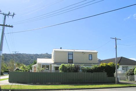 Photo of property in 33 Davis Crescent, Elderslea, Upper Hutt, 5018
