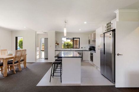 Photo of property in 2a Ihimaera Terrace, Leamington, Cambridge, 3432