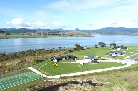 Photo of property in 42 Taniwha Place, Matarangi, 3592