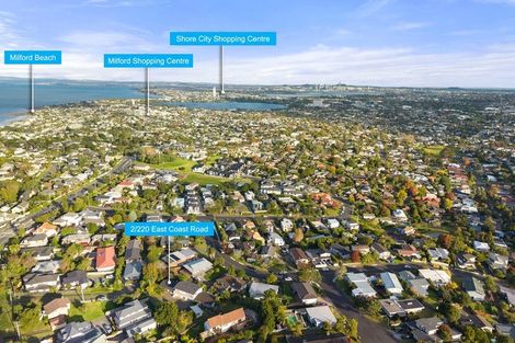 Photo of property in 2/220 East Coast Road, Forrest Hill, Auckland, 0620