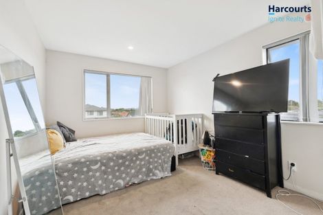 Photo of property in 11 Regis Park Drive, Pukekohe, 2120