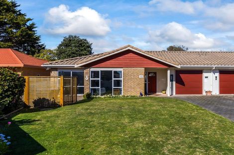 Photo of property in 12 Manly Garden, Paraparaumu Beach, Paraparaumu, 5032