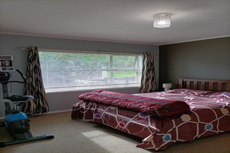 Photo of property in 1/63 Chartwell Avenue, Glenfield, Auckland, 0629
