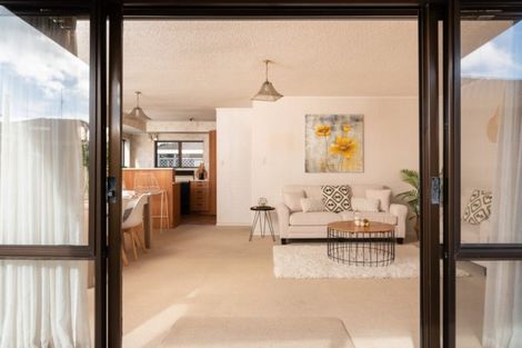 Photo of property in 8 Terrace Avenue, Mount Maunganui, 3116