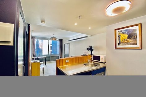 Photo of property in St Pauls Apartments, 42/43 Mulgrave Street, Thorndon, Wellington, 6011