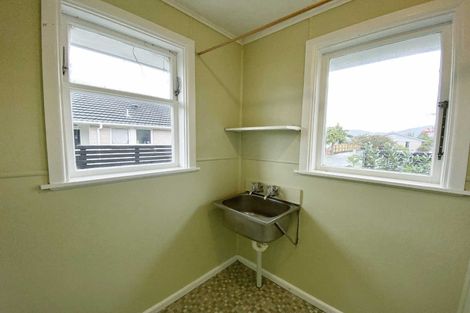 Photo of property in 6 Ostler Place, Hoon Hay, Christchurch, 8025