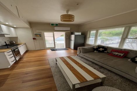 Photo of property in 62 Moana Road, Okitu, Gisborne, 4010