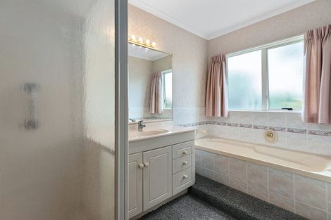 Photo of property in 1 Fahey Avenue, Mount Maunganui, 3116