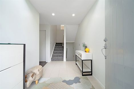 Photo of property in 51 Bayside Drive, Browns Bay, Auckland, 0630