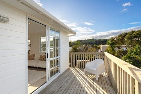 Photo of property in 5 Wells Place, Whitianga, 3510