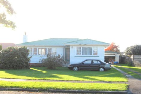 Photo of property in 27 Martin Road, Manurewa, Auckland, 2102