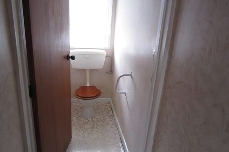 Photo of property in 9 Winiata Place, Otaki, 5512