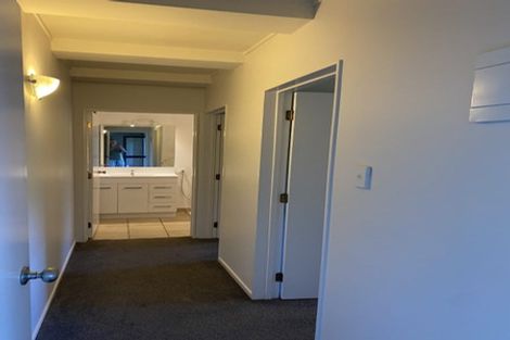 Photo of property in 79 Queenstown Road, Onehunga, Auckland, 1061