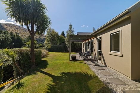 Photo of property in 51 Mathias Terrace, Arthurs Point, Queenstown, 9371
