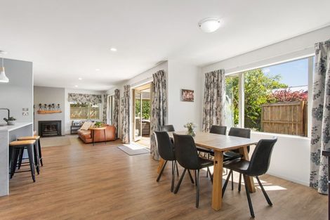 Photo of property in 53 Grimseys Road, Redwood, Christchurch, 8051