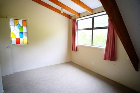 Photo of property in 80 Tilley Road, Paekakariki, 5034