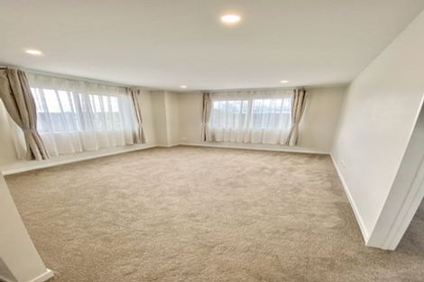 Photo of property in 42 Cirrus Way, Ranui, Auckland, 0612