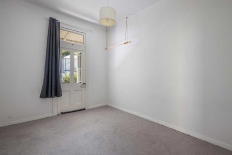 Photo of property in 145 Aro Street, Aro Valley, Wellington, 6021