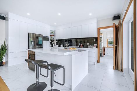 Photo of property in 9 Woodstock Road, Fairfield, Hamilton, 3214