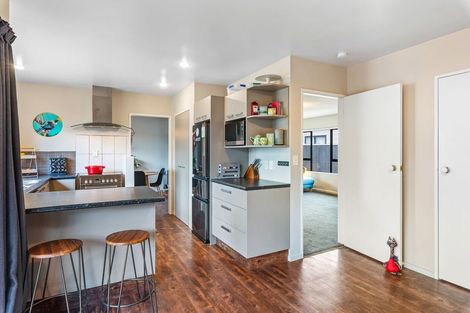 Photo of property in 37 Campbell Avenue, Paraparaumu, 5032