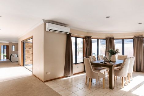 Photo of property in 61 Keepa Close, Papamoa Beach, Papamoa, 3118