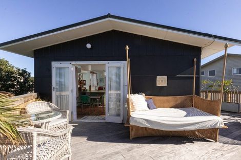 Photo of property in 262 Seaforth Road, Waihi Beach, 3611