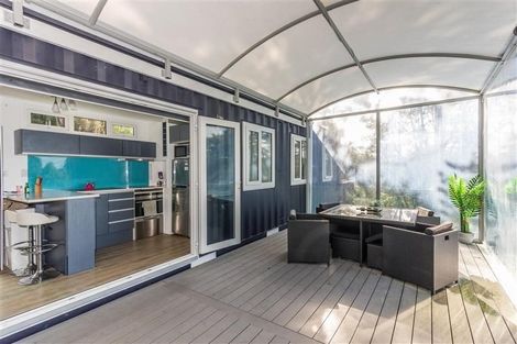 Photo of property in 19 Rauhuia Crescent, Parau, Auckland, 0604