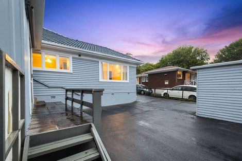 Photo of property in 58 Royal Road, Massey, Auckland, 0614