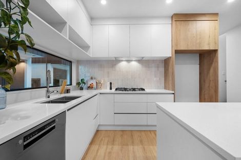 Photo of property in 1a Maxwelton Drive, Mairangi Bay, Auckland, 0630