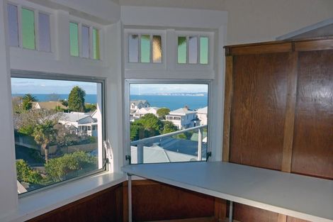 Photo of property in 16 Lighthouse Road, Bluff Hill, Napier, 4110