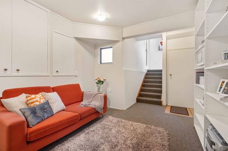 Photo of property in 33 Ramelton Road, Mount Roskill, Auckland, 1041