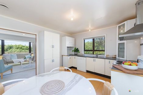 Photo of property in 11a Hillary Street, Tawa, Wellington, 5028