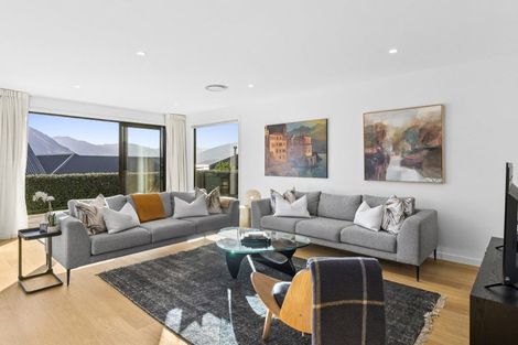 Photo of property in 9 Landsborough Lane, Wanaka, 9305