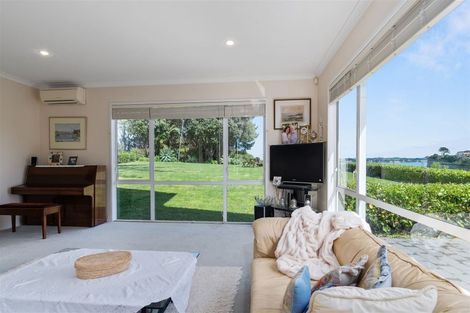 Photo of property in 4 East Point, Manly, Whangaparaoa, 0930