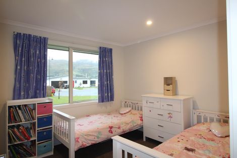 Photo of property in 11 Phoenix Place, Cromwell, 9310