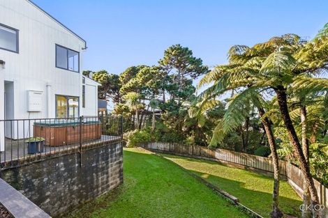 Photo of property in 175 Tirohanga Road, Tirohanga, Lower Hutt, 5010