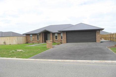 Photo of property in 13d Fairfield Way, Rolleston, 7614