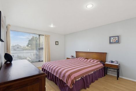 Photo of property in 2/4 Bevington Street, Avonhead, Christchurch, 8042