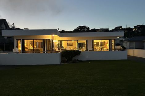 Photo of property in 31 Arkles Strand, Arkles Bay, Whangaparaoa, 0932