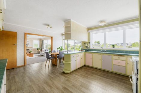 Photo of property in 56 Acacia Crescent, Glenview, Hamilton, 3206