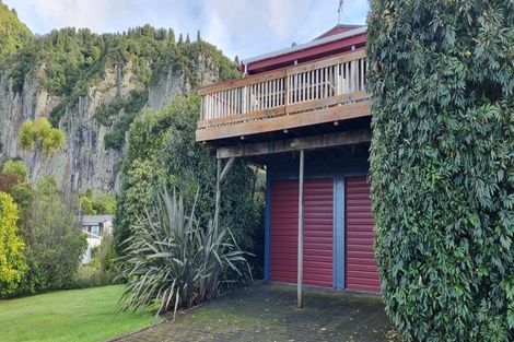 Photo of property in 17 Hinekapi Terrace, Kuratau, Turangi, 3381