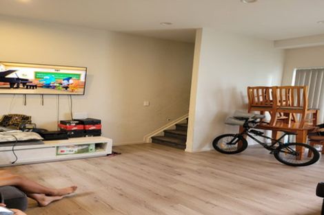 Photo of property in 10d Kelkirk Street, Kelston, Auckland, 0602