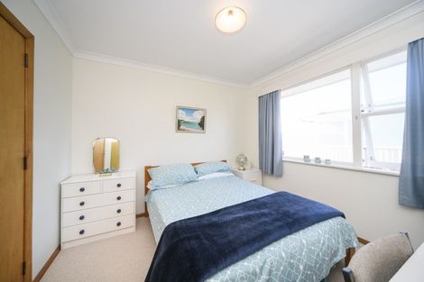 Photo of property in 8 Conway Place, Terrace End, Palmerston North, 4410