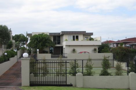 Photo of property in 27 Beach Road, Castor Bay, Auckland, 0620