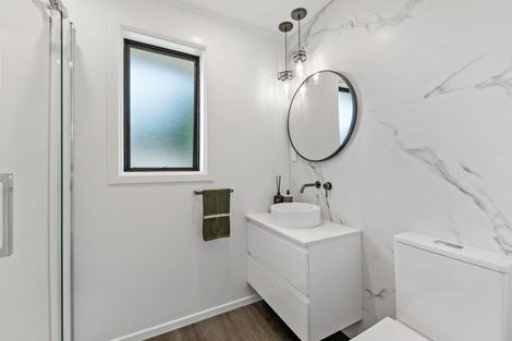 Photo of property in 66 Mcintyre Road, Mangere Bridge, Auckland, 2022